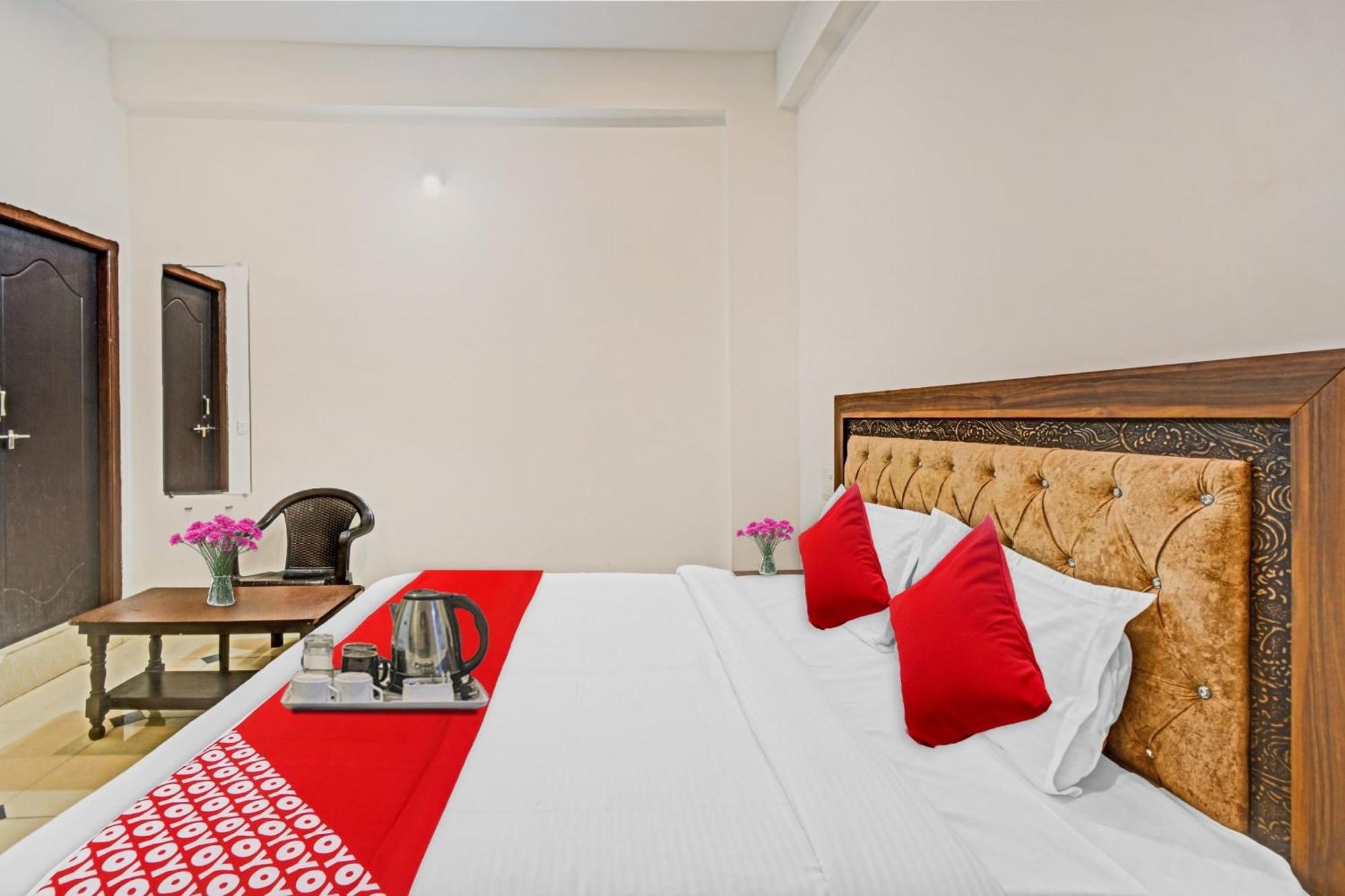 Hotel O Padharo Saa Ουνταϊπούρ Εξωτερικό φωτογραφία