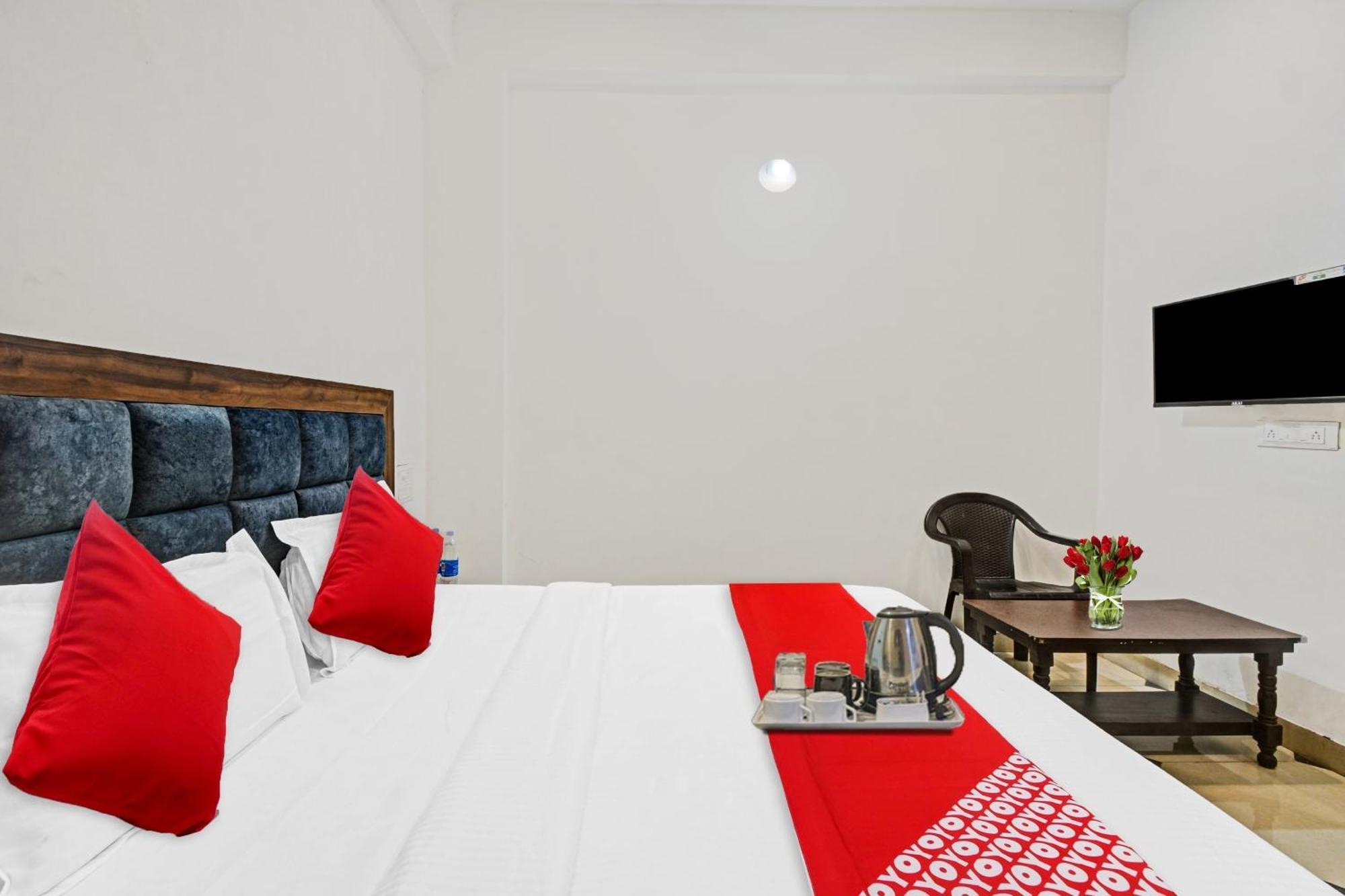 Hotel O Padharo Saa Ουνταϊπούρ Εξωτερικό φωτογραφία